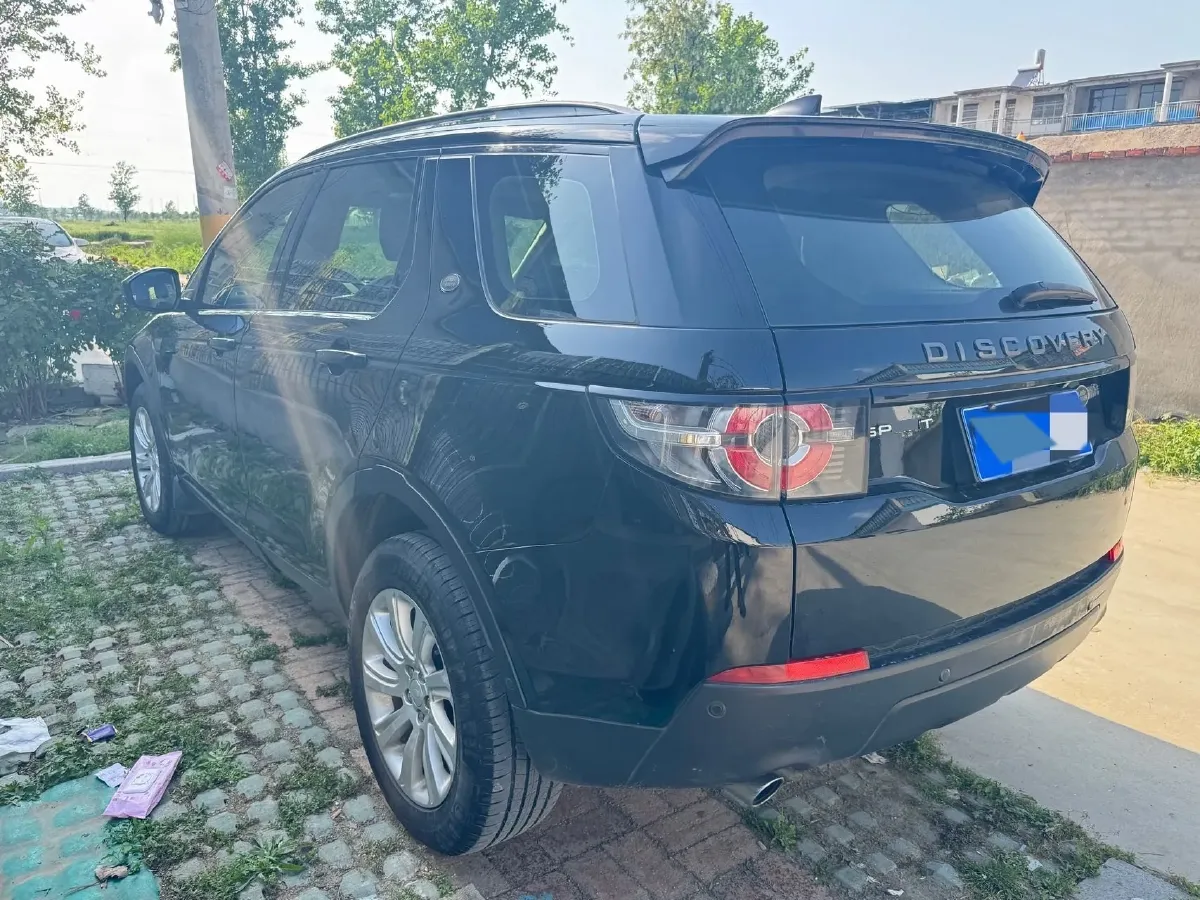 2018 Land Rover Discovery Sport 2.0T 200HP L4 9AT,autocango,china used car exporter,china ev exporter,chinese used car exporter,chinese used ev exporter