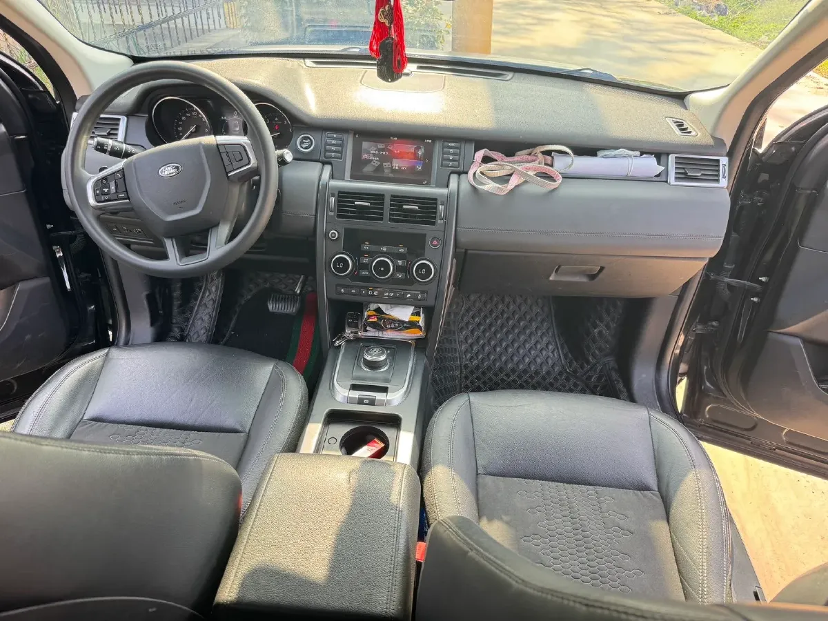 2018 Land Rover Discovery Sport 2.0T 200HP L4 9AT,autocango,china used car exporter,china ev exporter,chinese used car exporter,chinese used ev exporter