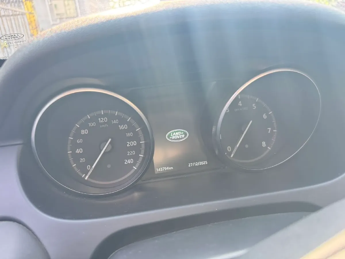 2018 Land Rover Discovery Sport 2.0T 200HP L4 9AT,autocango,china used car exporter,china ev exporter,chinese used car exporter,chinese used ev exporter