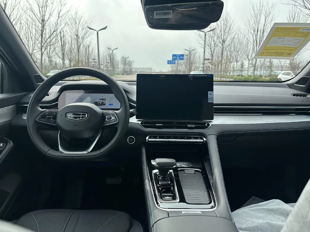 2026 Geely Preface 1.5T 181HP L4 7DCT,autocango,china used car exporter,china ev exporter,chinese used car exporter,chinese used ev exporter