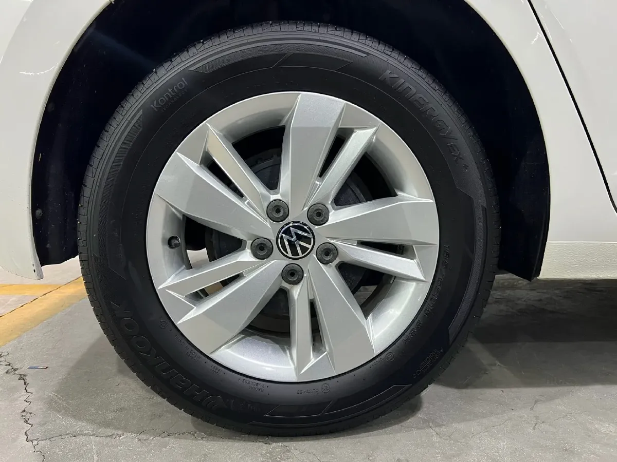 2021 Bestune T55 1.5T 169HP L4 7DCT,autocango,china used car exporter,china ev exporter,chinese used car exporter,chinese used ev exporter