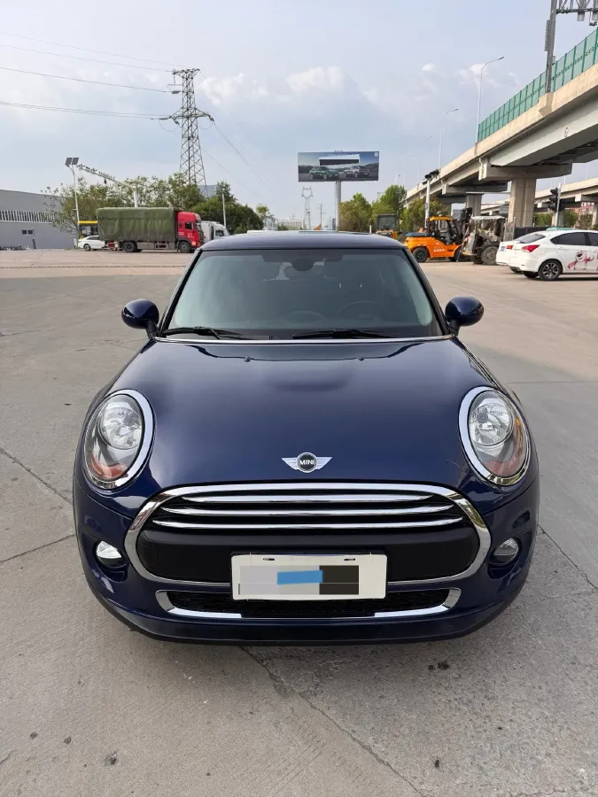 2016 MINI MINI 1.2T 102HP L3 6AT,autocango,china used car exporter,china ev exporter,chinese used car exporter,chinese used ev exporter