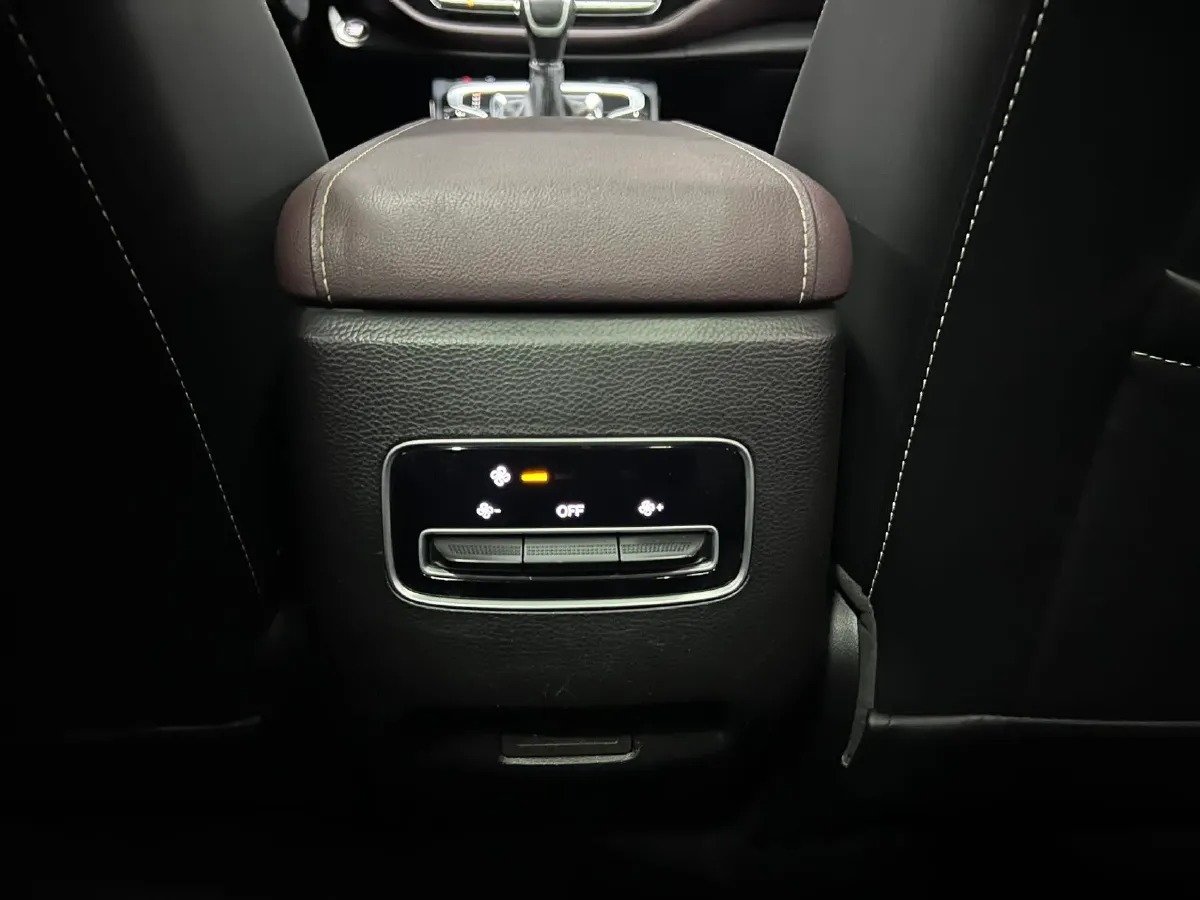 2021 GAC Trumpchi M6 1.5T 169HP L4 6AT,autocango,china used car exporter,china ev exporter,chinese used car exporter,chinese used ev exporter