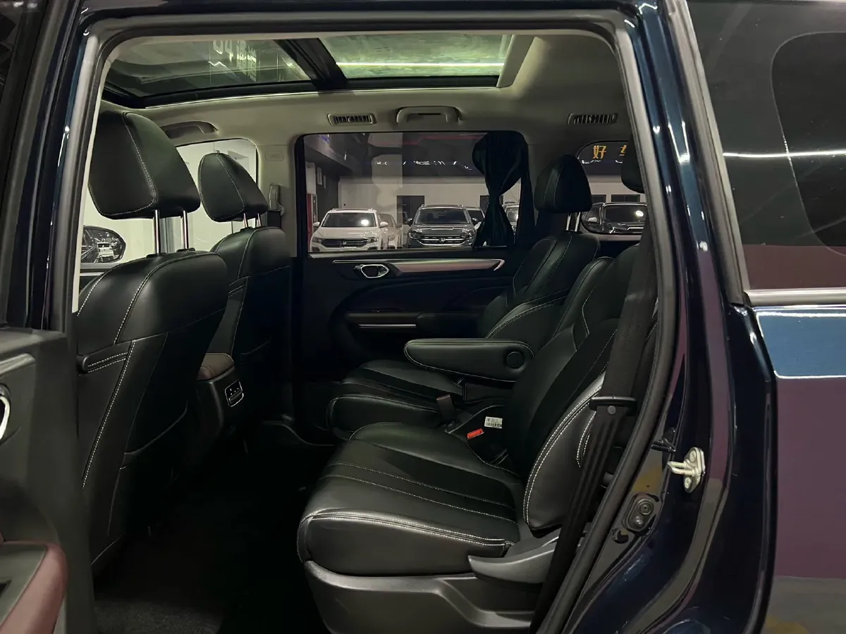 2021 GAC Trumpchi M6 1.5T 169HP L4 6AT,autocango,china used car exporter,china ev exporter,chinese used car exporter,chinese used ev exporter