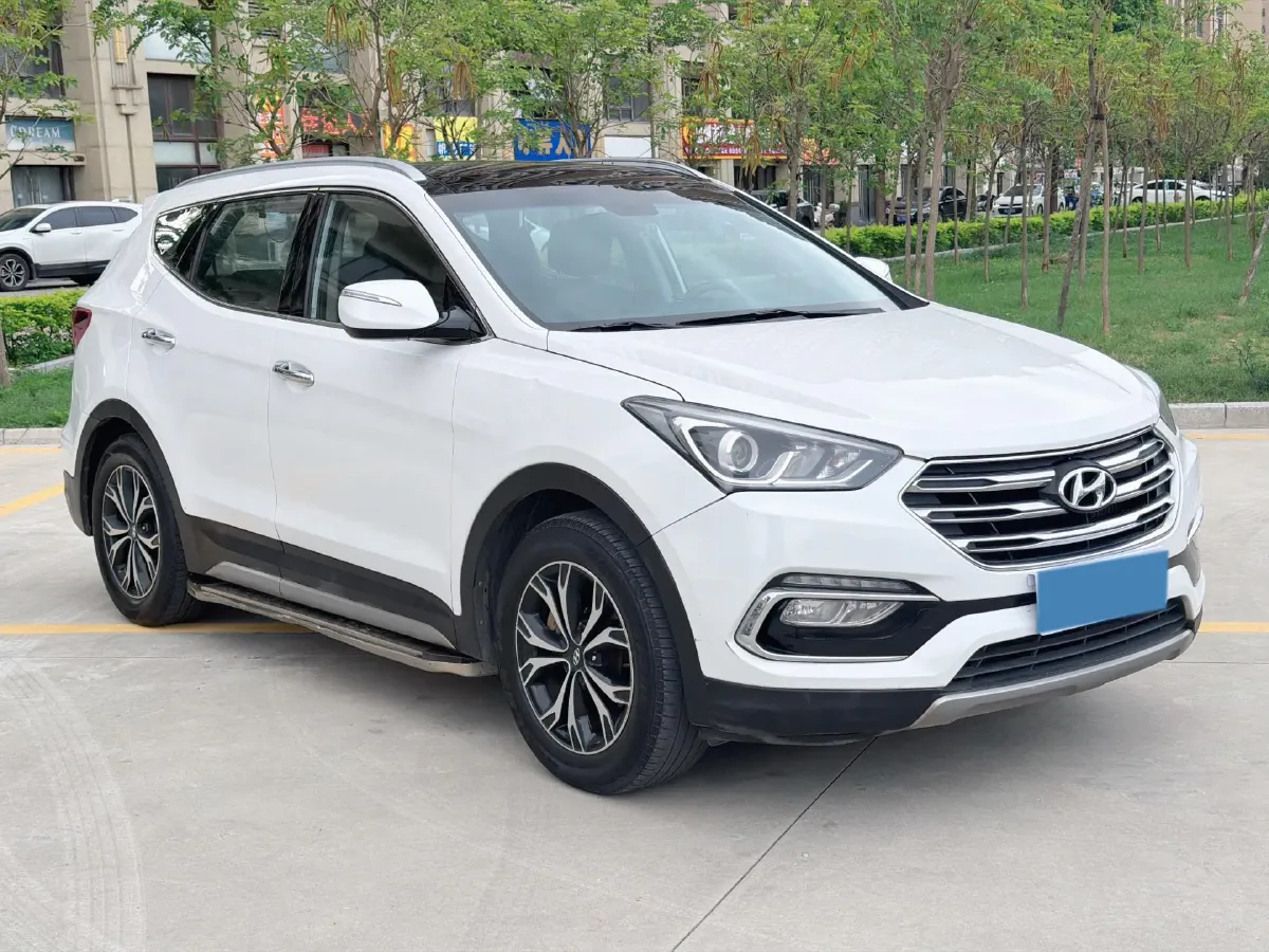 2017 Hyundai Santafe 2.0T 245HP L4 6AT,autocango,china used car exporter,china ev exporter,chinese used car exporter,chinese used ev exporter