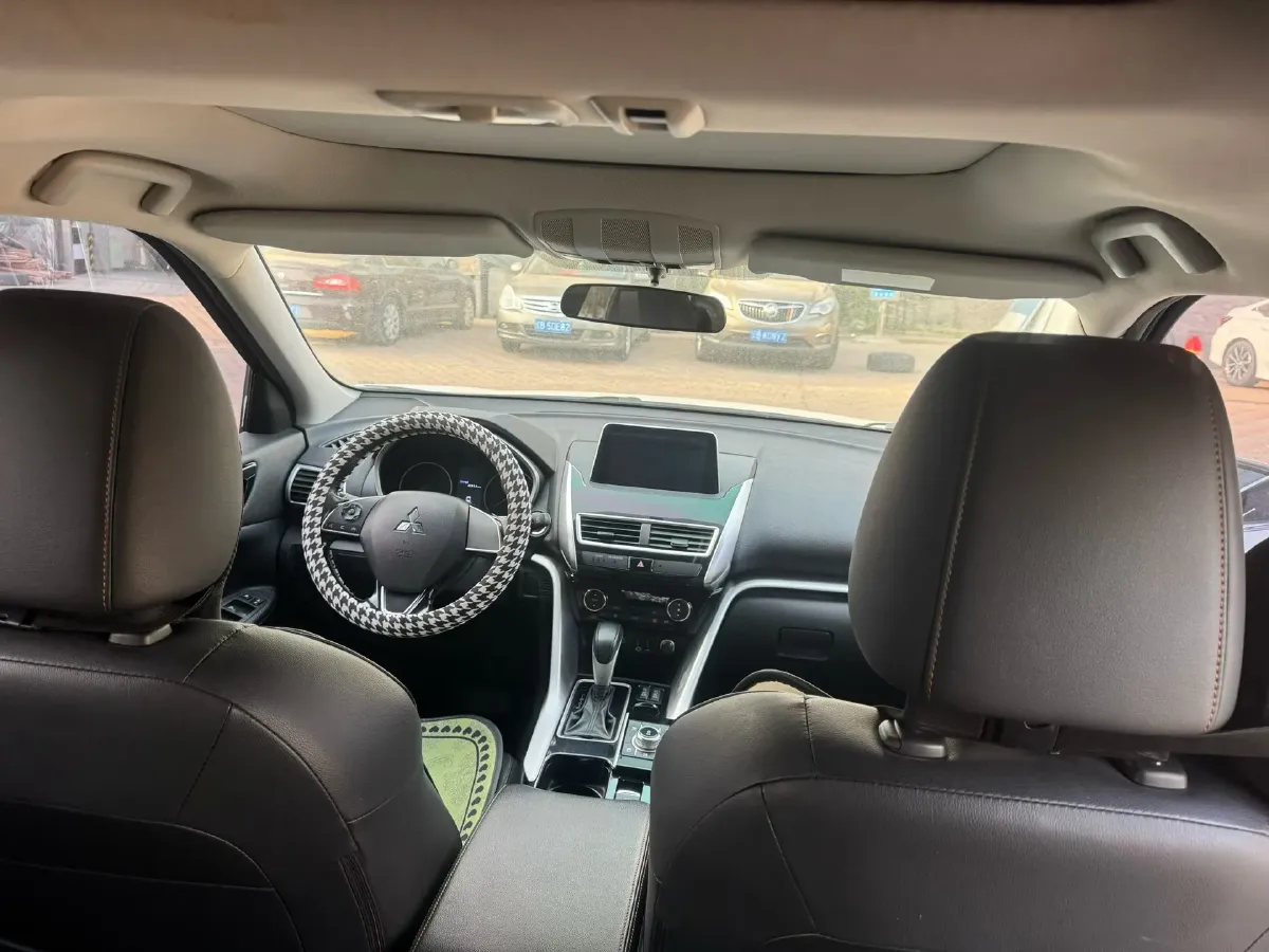 2018 Mitsubishi Eclipse Cross 1.5T 170HP L4 CVT,autocango,china used car exporter,china ev exporter,chinese used car exporter,chinese used ev exporter