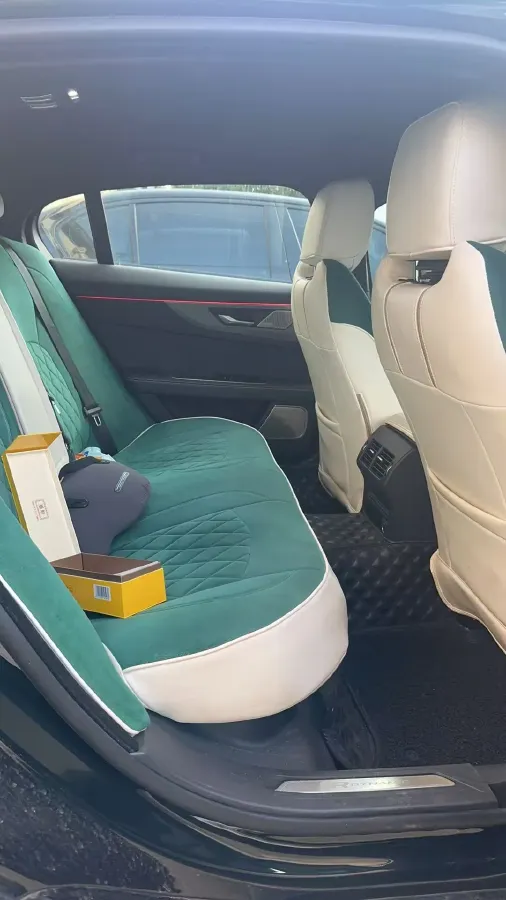 2021 Jaguar XEL 2.0T 200HP L4 8AT,autocango,china used car exporter,china ev exporter,chinese used car exporter,chinese used ev exporter