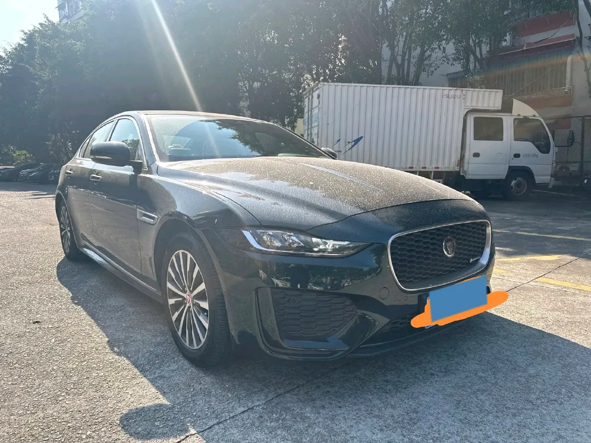 2021 Jaguar XEL 2.0T 200HP L4 8AT,autocango,china used car exporter,china ev exporter,chinese used car exporter,chinese used ev exporter
