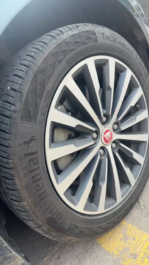 2021 Jaguar XEL 2.0T 200HP L4 8AT,autocango,china used car exporter,china ev exporter,chinese used car exporter,chinese used ev exporter