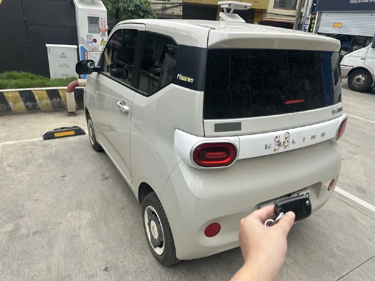 2024 WuLing HongGuang MINI EV BEV 17.3KWH,autocango,china used car exporter,china ev exporter,chinese used car exporter,chinese used ev exporter