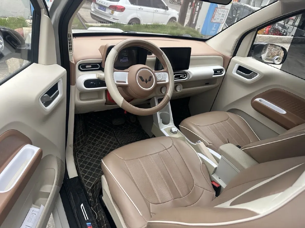 2024 WuLing HongGuang MINI EV BEV 17.3KWH,autocango,china used car exporter,china ev exporter,chinese used car exporter,chinese used ev exporter