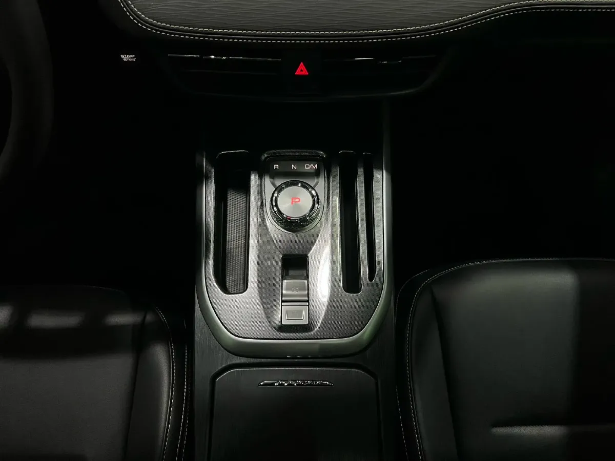 2021 Haval Jolion 1.5T 150HP L4 7DCT,autocango,china used car exporter,china ev exporter,chinese used car exporter,chinese used ev exporter