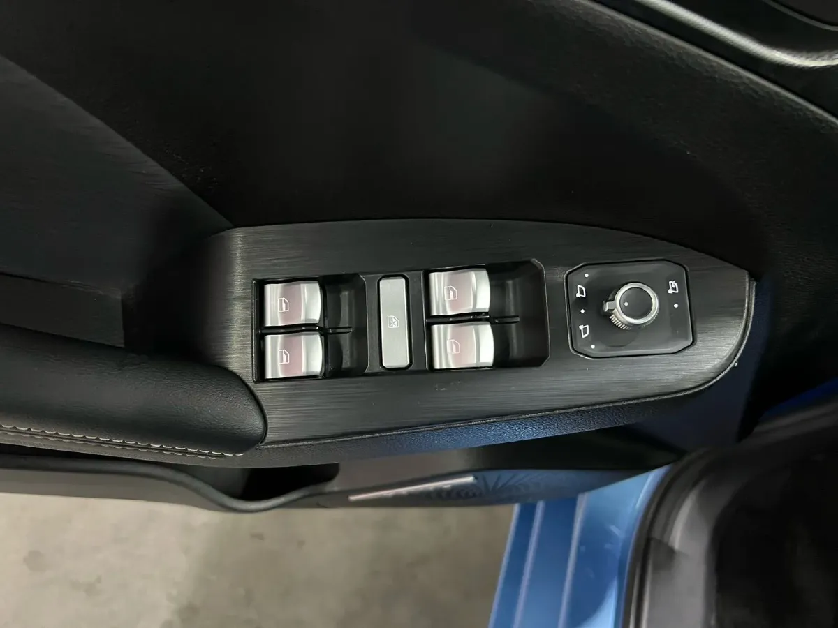 2021 Haval Jolion 1.5T 150HP L4 7DCT,autocango,china used car exporter,china ev exporter,chinese used car exporter,chinese used ev exporter