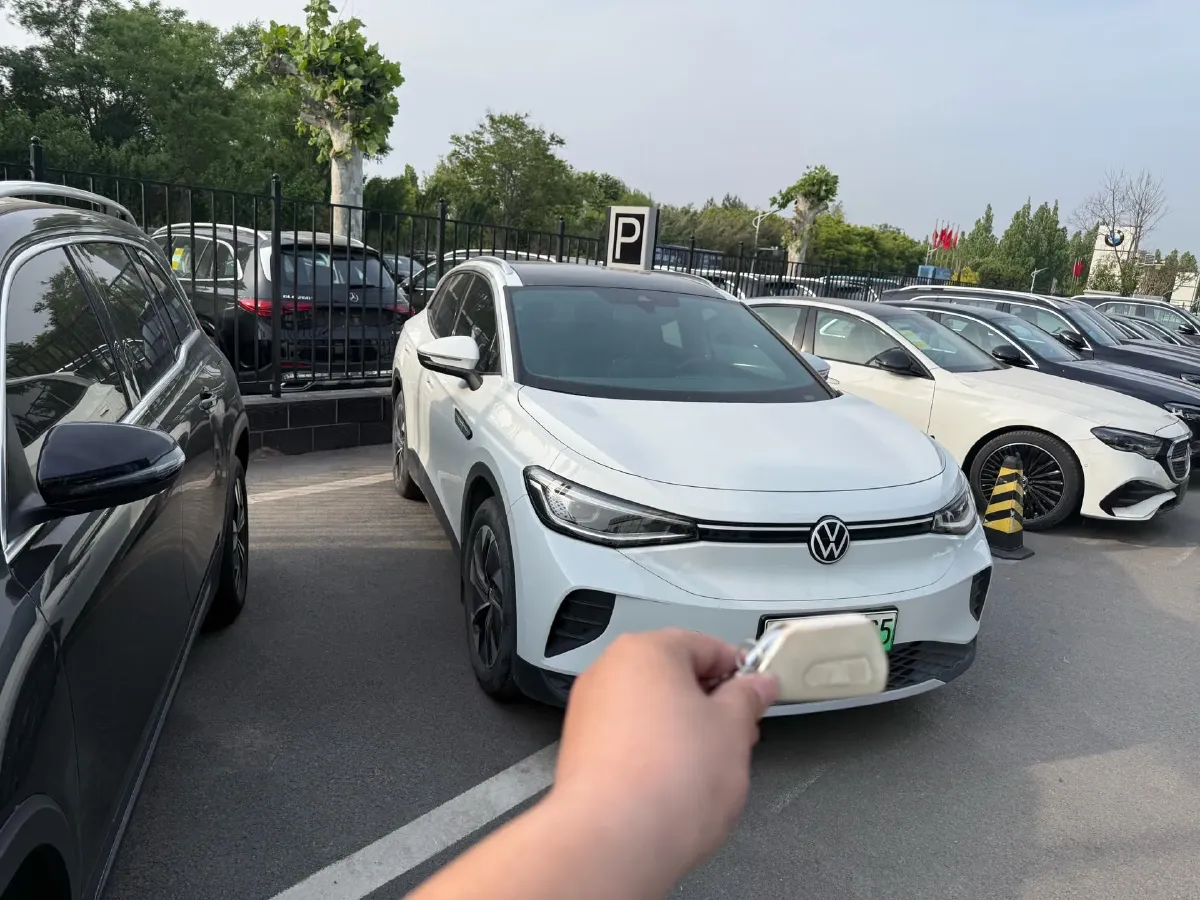 2024 Volkswagen ID.4 Crozz BEV 55.7KWH,autocango,china used car exporter,china ev exporter,chinese used car exporter,chinese used ev exporter