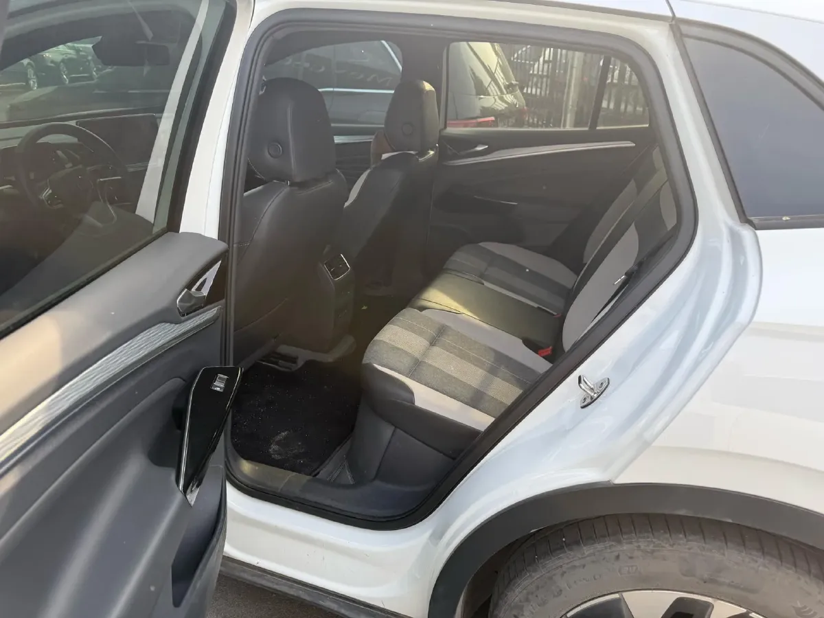 2024 Volkswagen ID.4 Crozz BEV 55.7KWH,autocango,china used car exporter,china ev exporter,chinese used car exporter,chinese used ev exporter