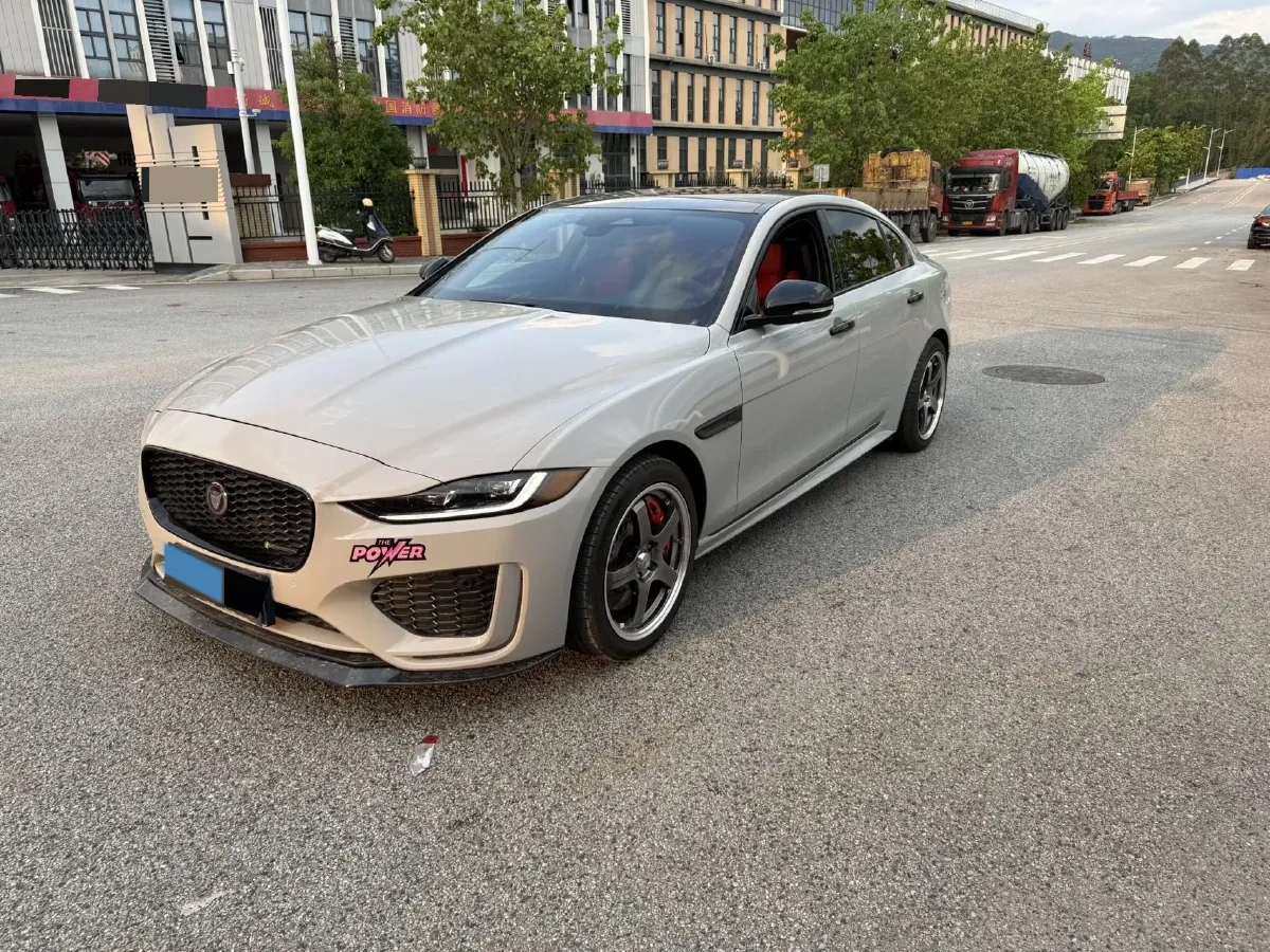 2021 Jaguar XEL 2.0T 250HP L4 8AT,autocango,china used car exporter,china ev exporter,chinese used car exporter,chinese used ev exporter