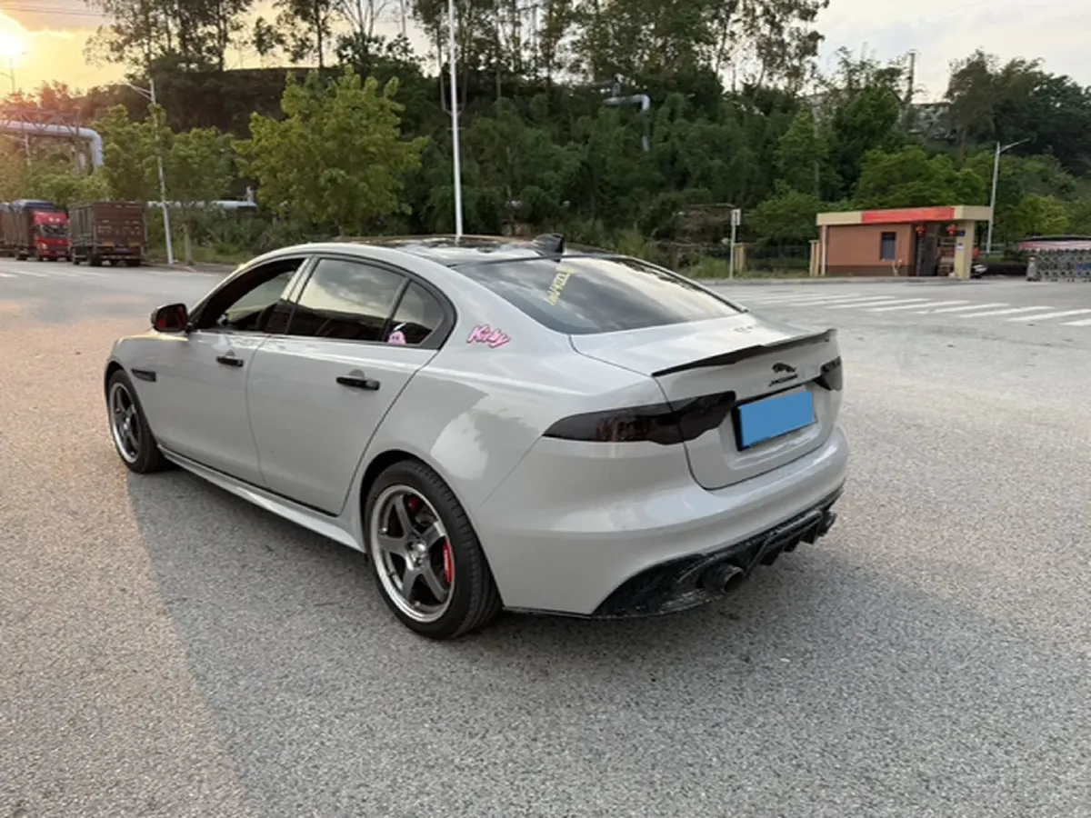 2021 Jaguar XEL 2.0T 250HP L4 8AT,autocango,china used car exporter,china ev exporter,chinese used car exporter,chinese used ev exporter