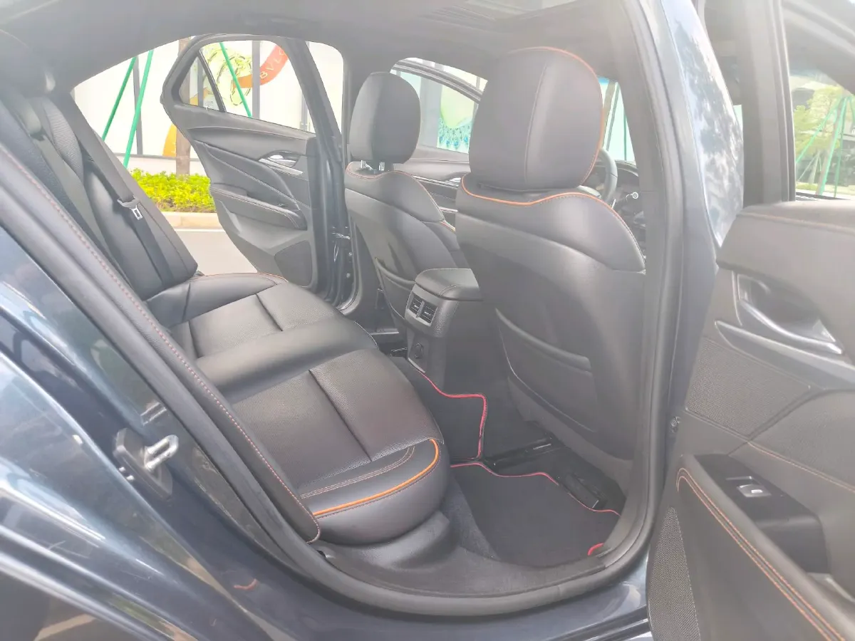 2020 Cadillac CT4 2.0T 237HP L4 8AT,autocango,china used car exporter,china ev exporter,chinese used car exporter,chinese used ev exporter