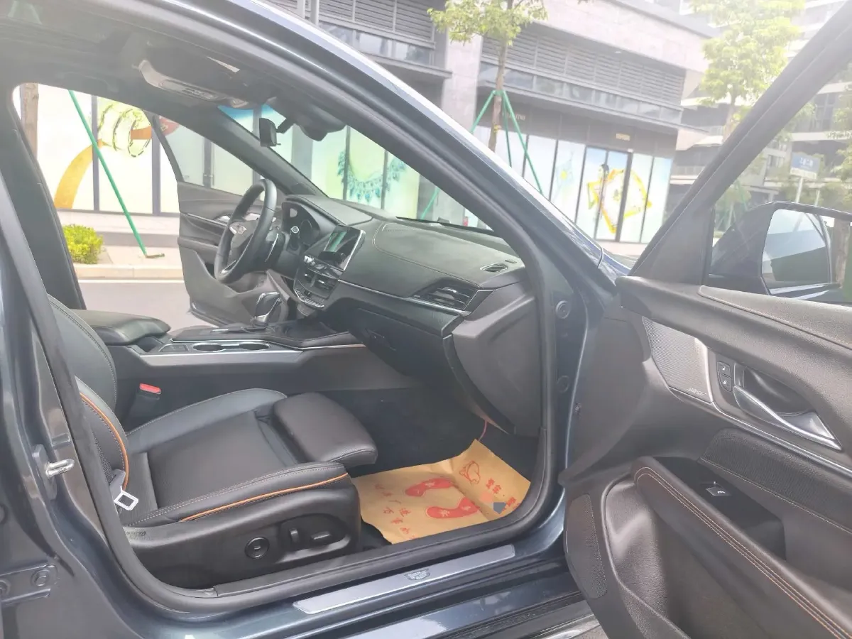 2020 Cadillac CT4 2.0T 237HP L4 8AT,autocango,china used car exporter,china ev exporter,chinese used car exporter,chinese used ev exporter