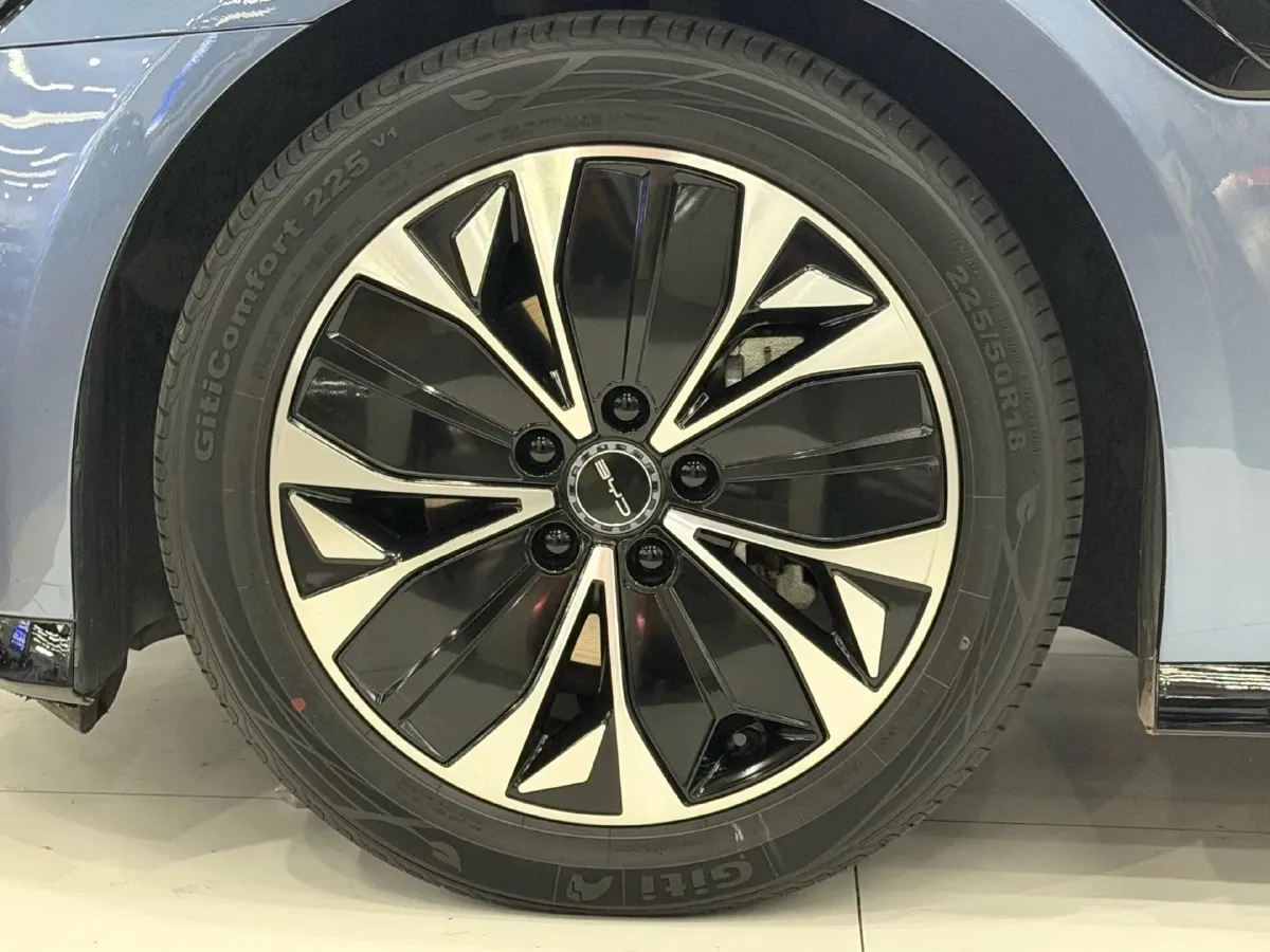 2023 BYD Seal BEV 61.4KWH,autocango,china used car exporter,china ev exporter,chinese used car exporter,chinese used ev exporter