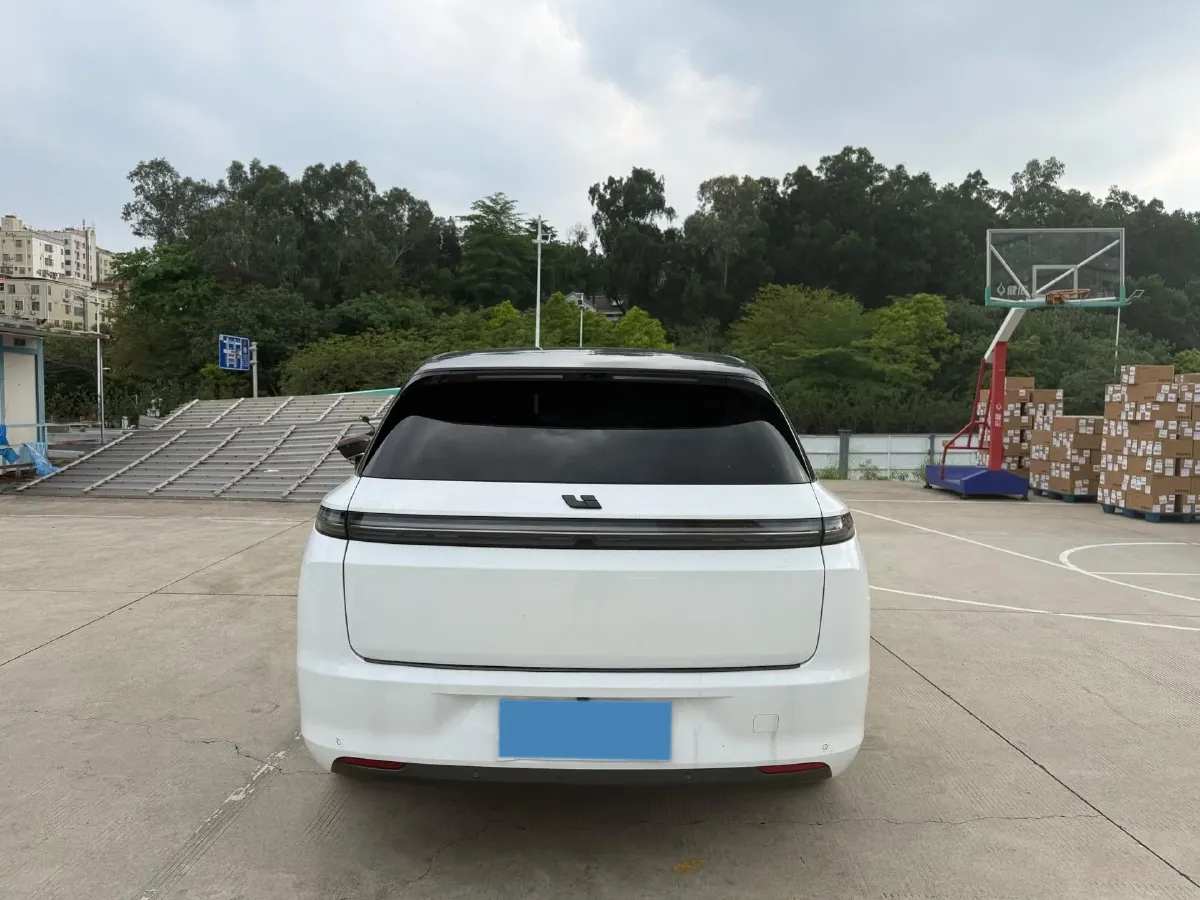 2023 Li L7 Range Extended 154HP REEV 40.9KWH,autocango,china used car exporter,china ev exporter,chinese used car exporter,chinese used ev exporter