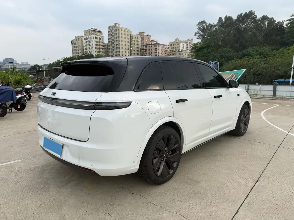 2023 Li L7 Range Extended 154HP REEV 40.9KWH,autocango,china used car exporter,china ev exporter,chinese used car exporter,chinese used ev exporter