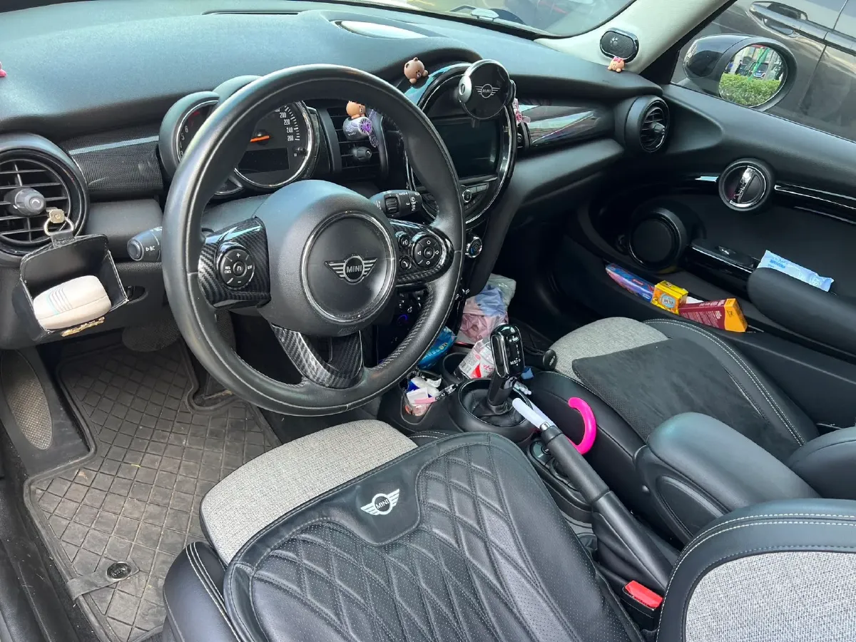 2019 MINI MINI 1.5T 136HP L3 7DCT,autocango,china used car exporter,china ev exporter,chinese used car exporter,chinese used ev exporter