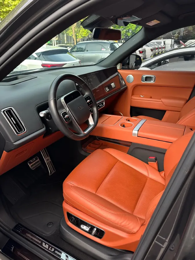 2023 Li L9 Range Extended 154HP REEV 42.6KWH,autocango,china used car exporter,china ev exporter,chinese used car exporter,chinese used ev exporter