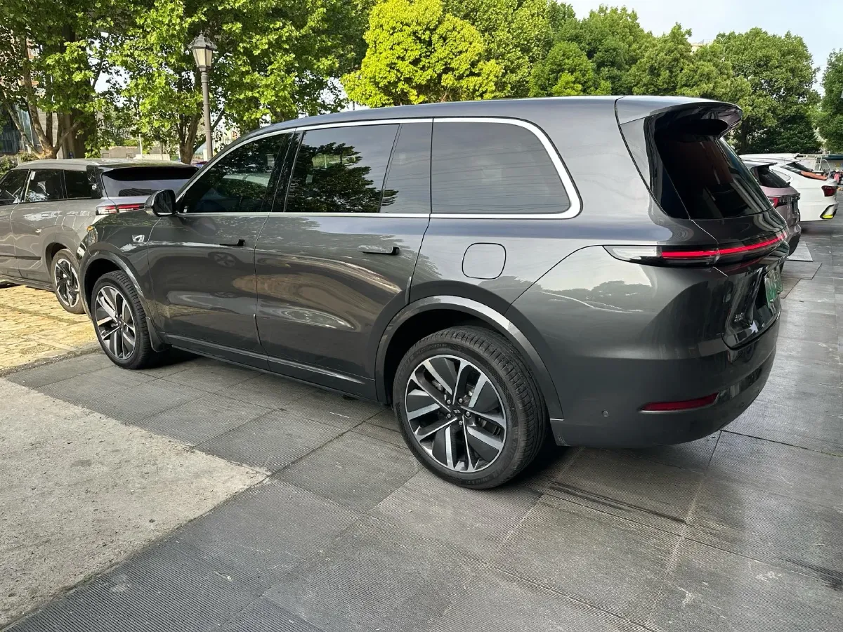 2023 Li L9 Range Extended 154HP REEV 42.6KWH,autocango,china used car exporter,china ev exporter,chinese used car exporter,chinese used ev exporter