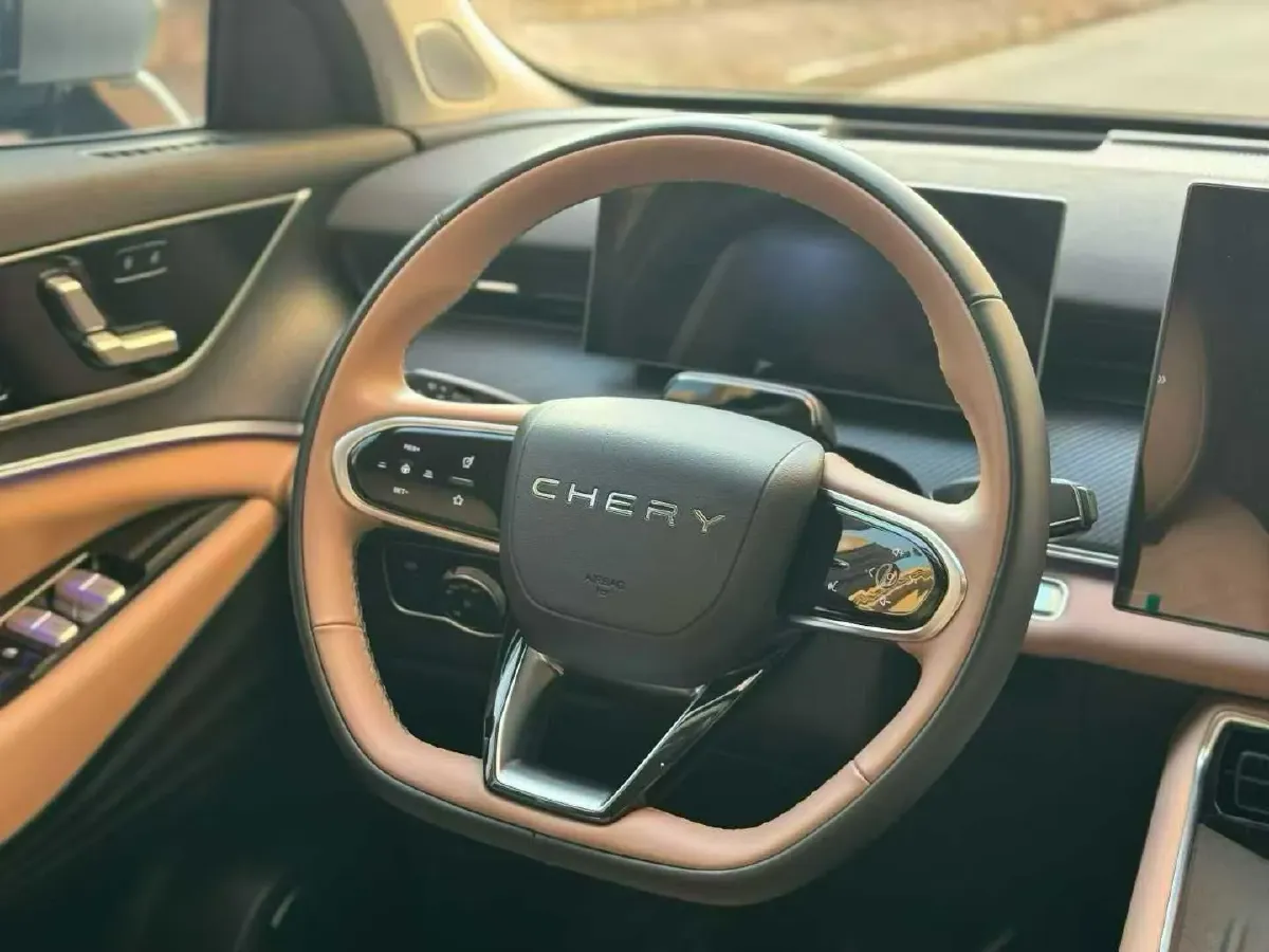 2024 Chery Tiggo8L 2.0T 254HP L4 8AT,autocango,china used car exporter,china ev exporter,chinese used car exporter,chinese used ev exporter