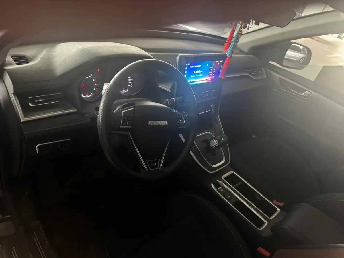 2023 Haval M6 1.5T 150HP L4 7DCT,autocango,china used car exporter,china ev exporter,chinese used car exporter,chinese used ev exporter