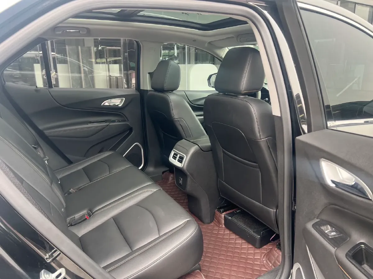 2019 Chevrolet Equinox 1.5T 180HP L4 6AT,autocango,china used car exporter,china ev exporter,chinese used car exporter,chinese used ev exporter