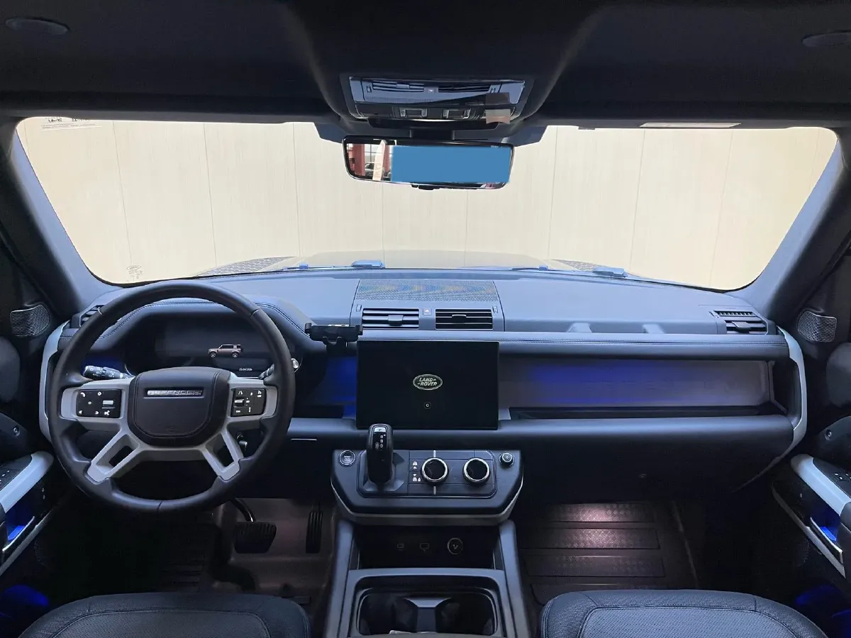 2024 Land Rover Defender 3.0T 400HP L6 8AT,autocango,china used car exporter,china ev exporter,chinese used car exporter,chinese used ev exporter