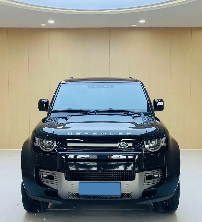 2024 Land Rover Defender 3.0T 400HP L6 8AT,autocango,china used car exporter,china ev exporter,chinese used car exporter,chinese used ev exporter