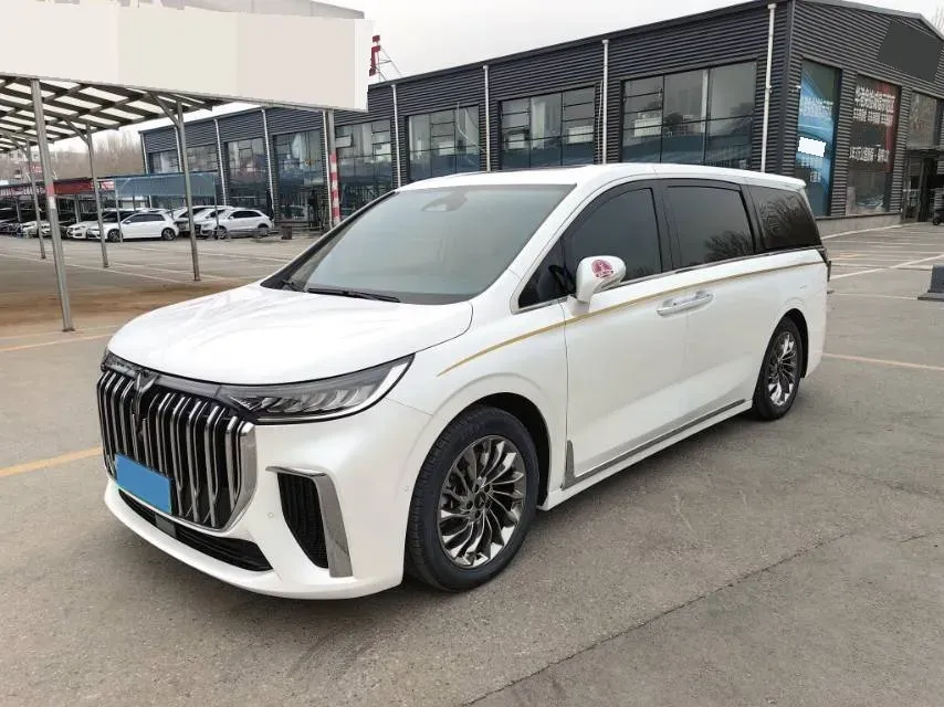 2022 Voyah Dream 1.5T 136HP L4 PHEV 25.57KWH,autocango,china used car exporter,china ev exporter,chinese used car exporter,chinese used ev exporter