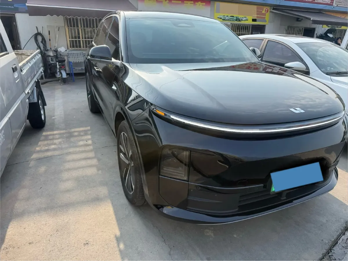 2024 Li L6 Range Extended 154HP L4 REEV 36.8KWH,autocango,china used car exporter,china ev exporter,chinese used car exporter,chinese used ev exporter