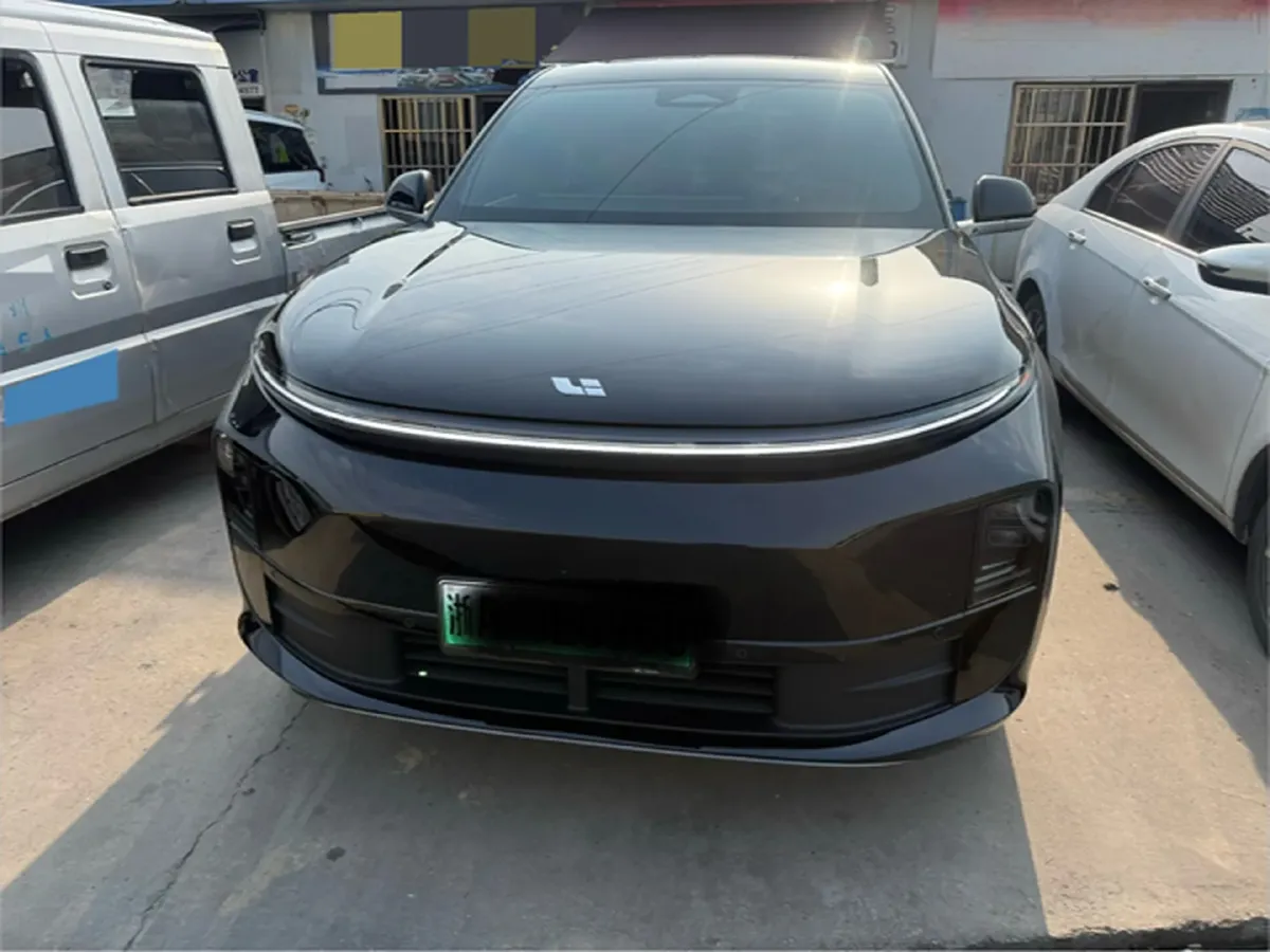 2024 Li L6 Range Extended 154HP L4 REEV 36.8KWH,autocango,china used car exporter,china ev exporter,chinese used car exporter,chinese used ev exporter