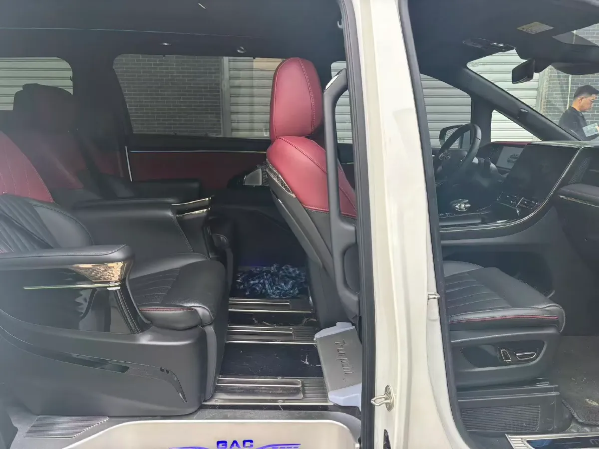 2023 GAC Trumpchi M8 2.0T 252HP L4 8AT,autocango,china used car exporter,china ev exporter,chinese used car exporter,chinese used ev exporter