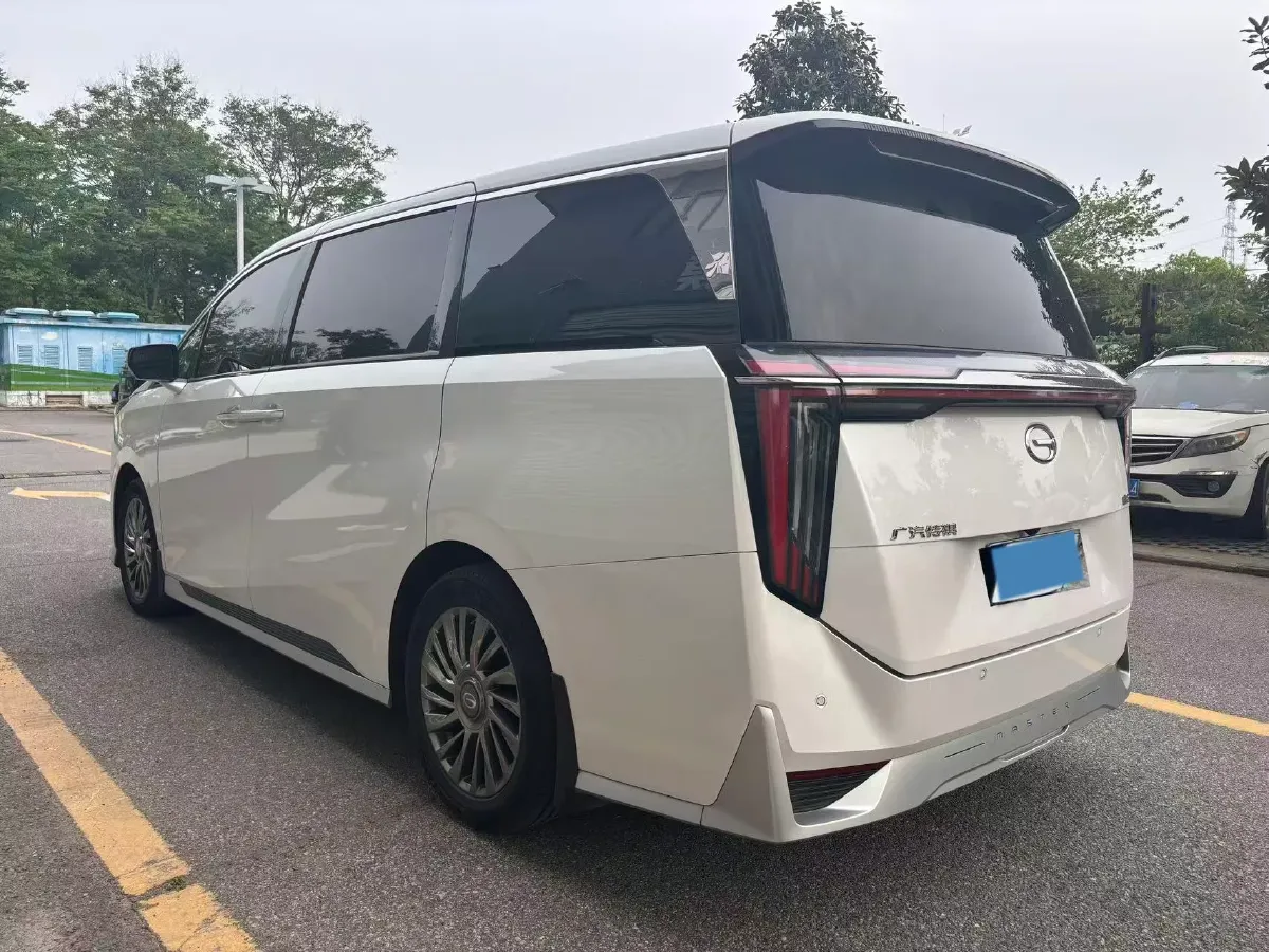 2023 GAC Trumpchi M8 2.0T 252HP L4 8AT,autocango,china used car exporter,china ev exporter,chinese used car exporter,chinese used ev exporter