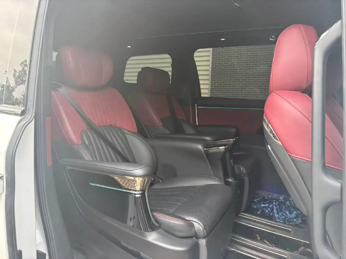 2023 GAC Trumpchi M8 2.0T 252HP L4 8AT,autocango,china used car exporter,china ev exporter,chinese used car exporter,chinese used ev exporter