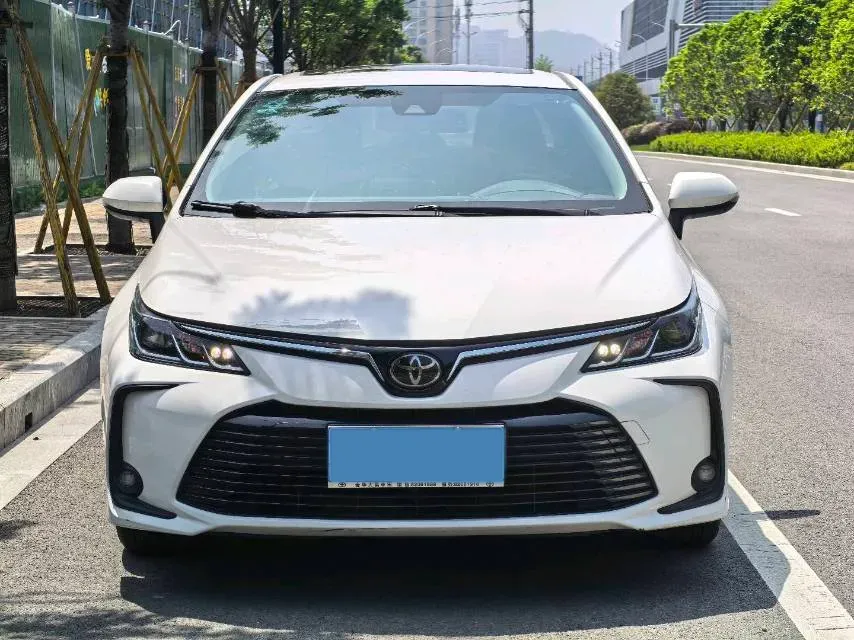 2019 Toyota Corolla 1.2T 116HP L4 CVT,autocango,china used car exporter,china ev exporter,chinese used car exporter,chinese used ev exporter