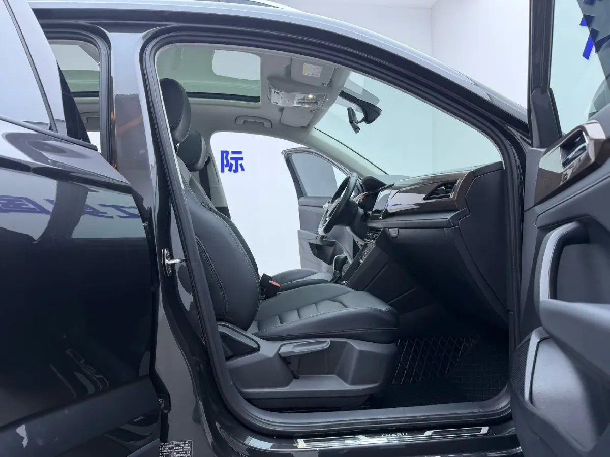 2022 Volkswagen Tharu 1.4T 150HP L4 7DCT,autocango,china used car exporter,china ev exporter,chinese used car exporter,chinese used ev exporter