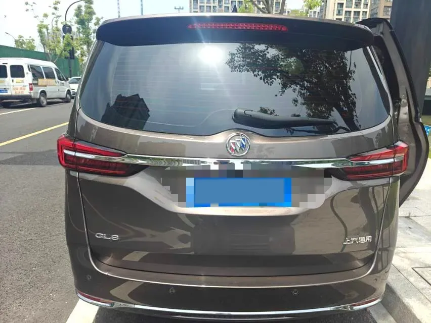 2023 Buick GL8 2.0T 237HP L4 9AT,autocango,china used car exporter,china ev exporter,chinese used car exporter,chinese used ev exporter