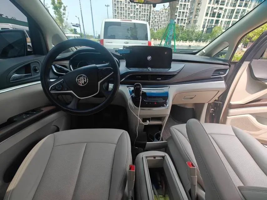 2023 Buick GL8 2.0T 237HP L4 9AT,autocango,china used car exporter,china ev exporter,chinese used car exporter,chinese used ev exporter