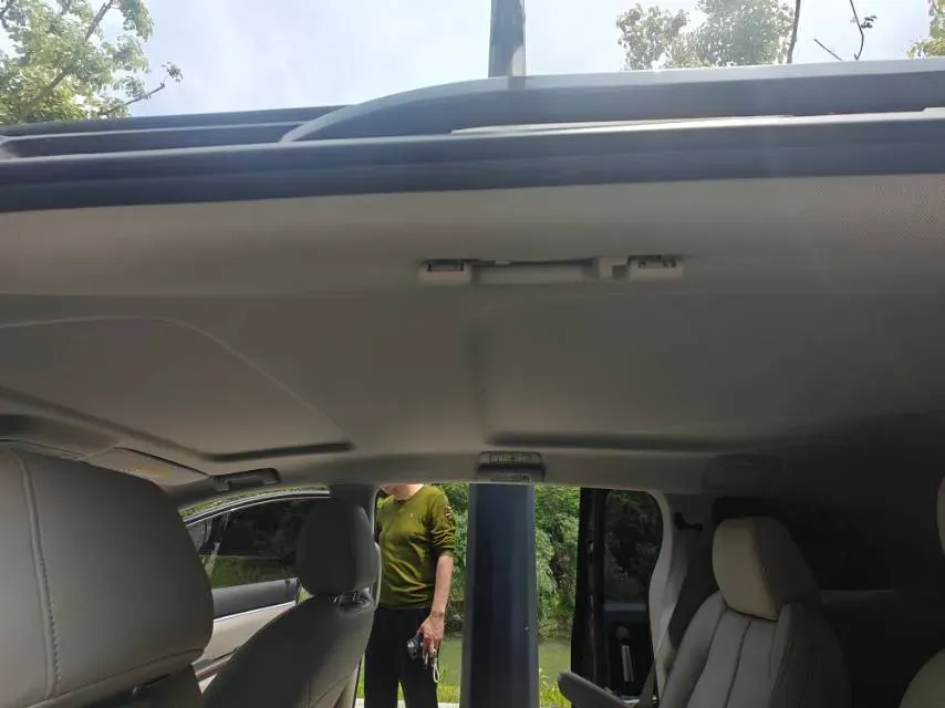 2023 Buick GL8 2.0T 237HP L4 9AT,autocango,china used car exporter,china ev exporter,chinese used car exporter,chinese used ev exporter