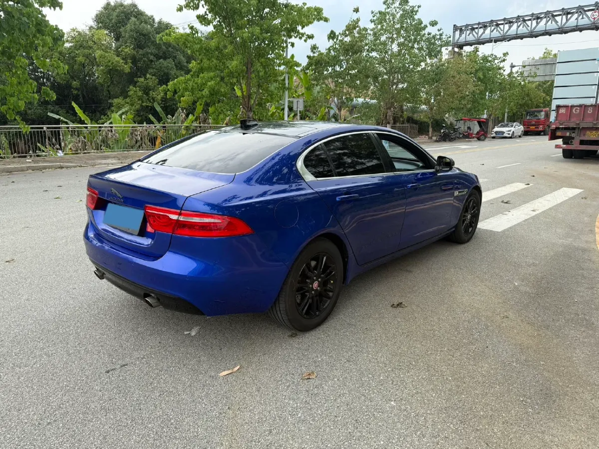 2019 Land Rover Discovery Sport 2.0T 200HP L4 9AT,autocango,china used car exporter,china ev exporter,chinese used car exporter,chinese used ev exporter