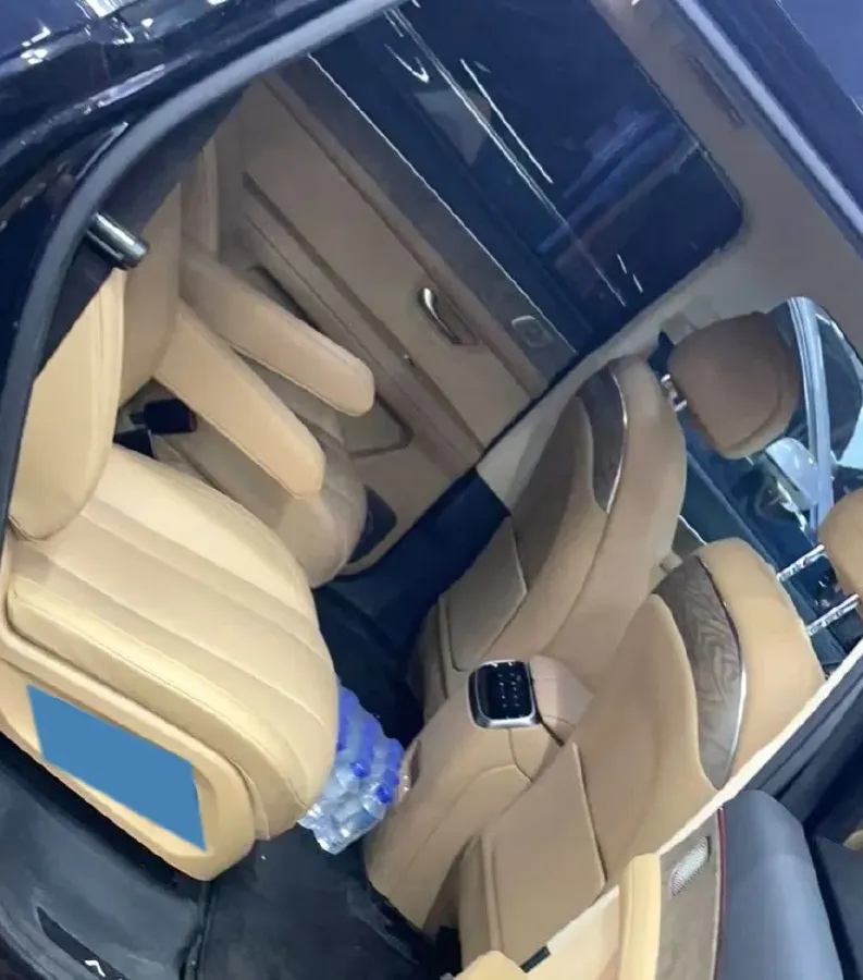 2022 AITO AITO M7 Range Extended 125HP REEV 40KWH,autocango,china used car exporter,china ev exporter,chinese used car exporter,chinese used ev exporter