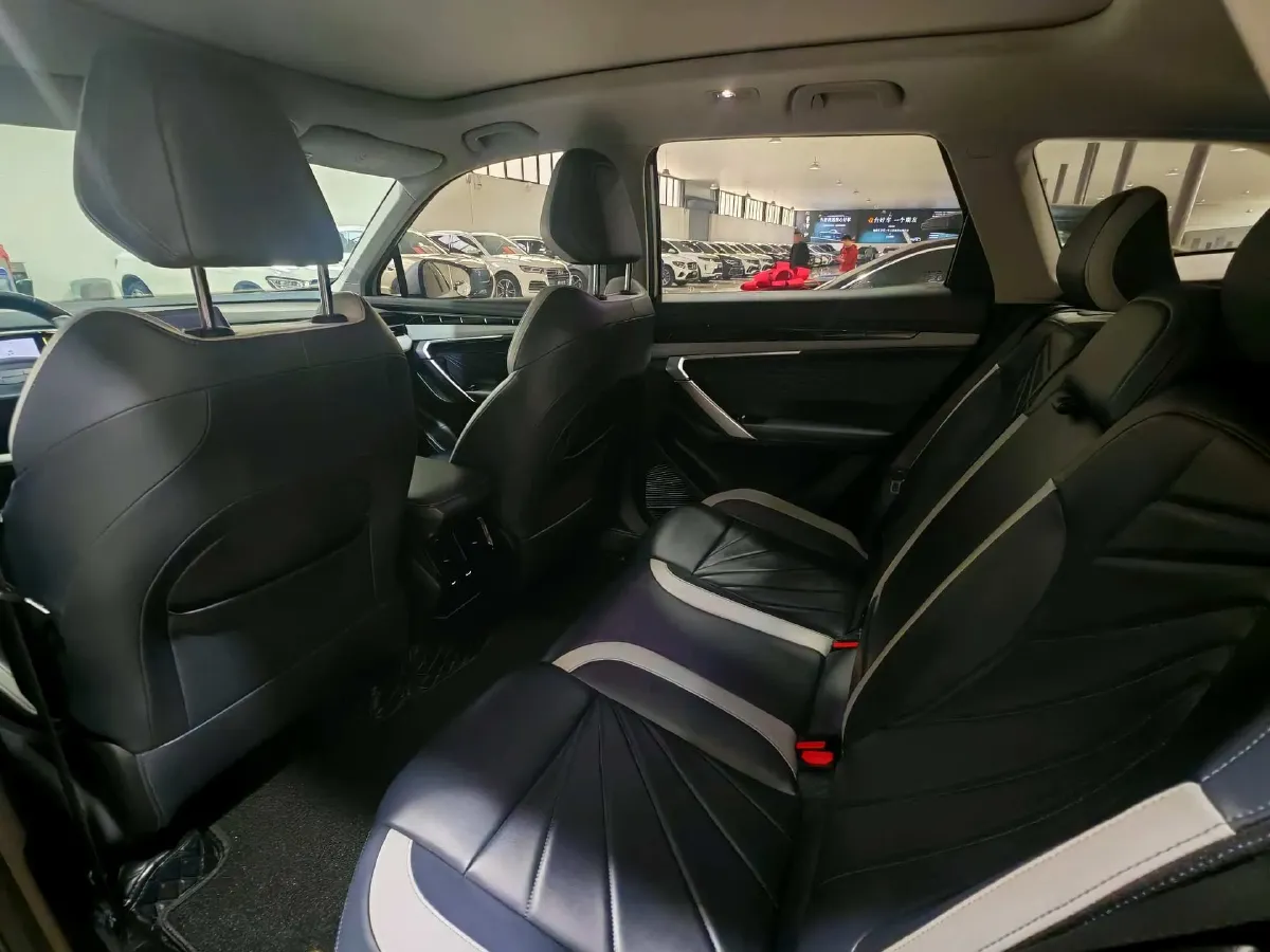 2023 Geely StarRay 1.5T 181HP L4 7DCT,autocango,china used car exporter,china ev exporter,chinese used car exporter,chinese used ev exporter