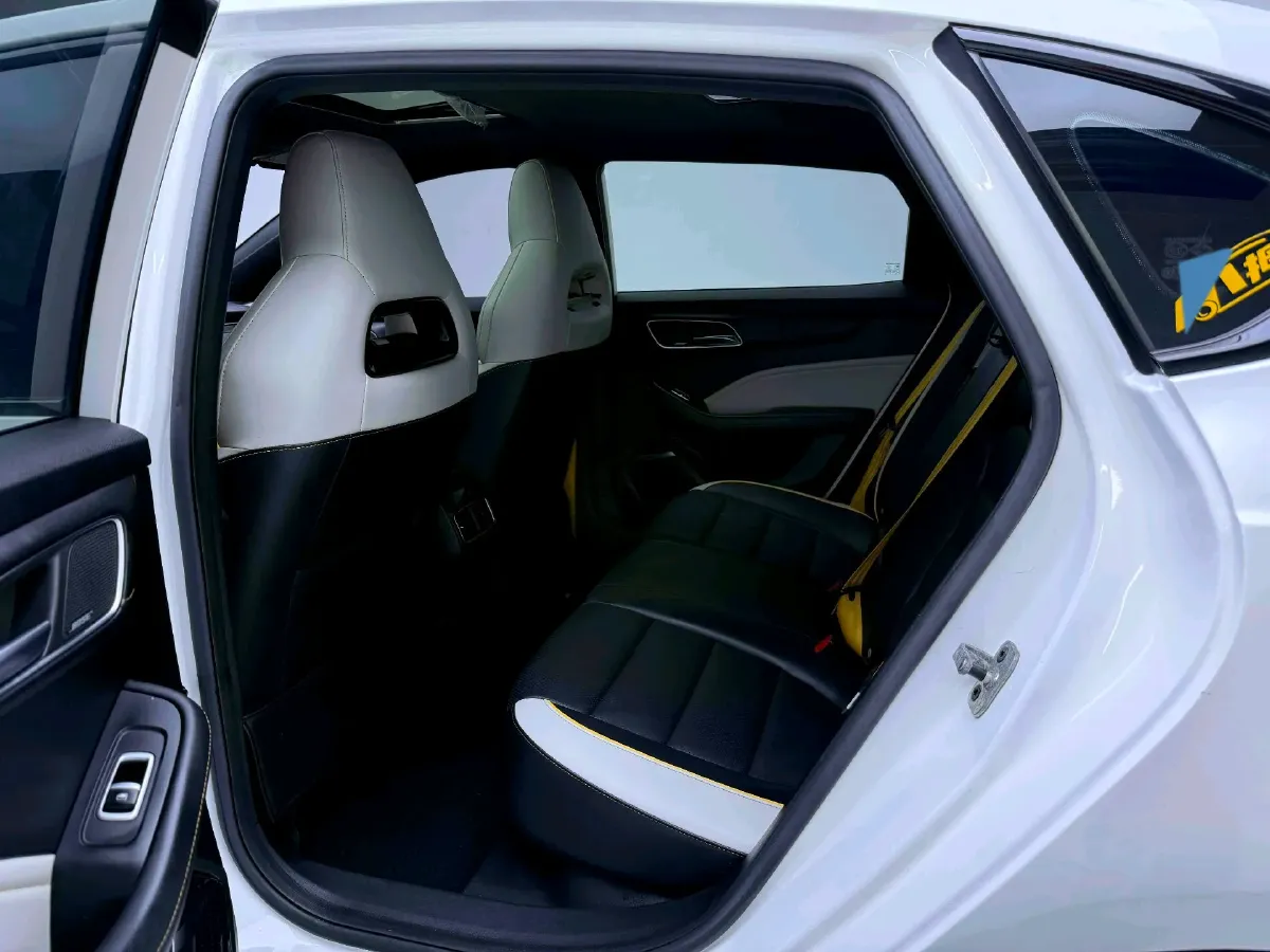 2021 MG MG6 1.5T 181HP L4 7DCT,autocango,china used car exporter,china ev exporter,chinese used car exporter,chinese used ev exporter