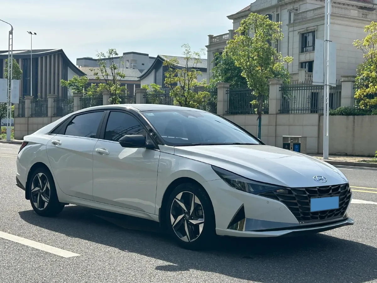 2021 Hyundai Elantra 1.5L 115HP L4 CVT,autocango,china used car exporter,china ev exporter,chinese used car exporter,chinese used ev exporter